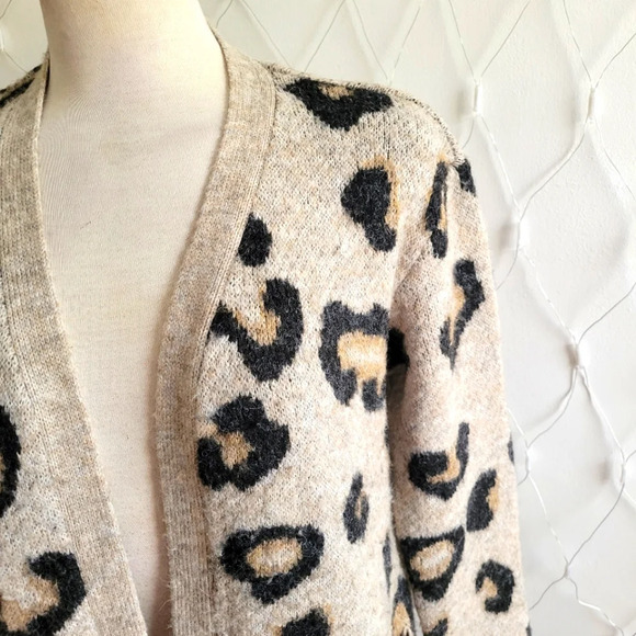 Leopard Print Open Cardigan Sweater / Size 2-4 - Picture 2 of 4